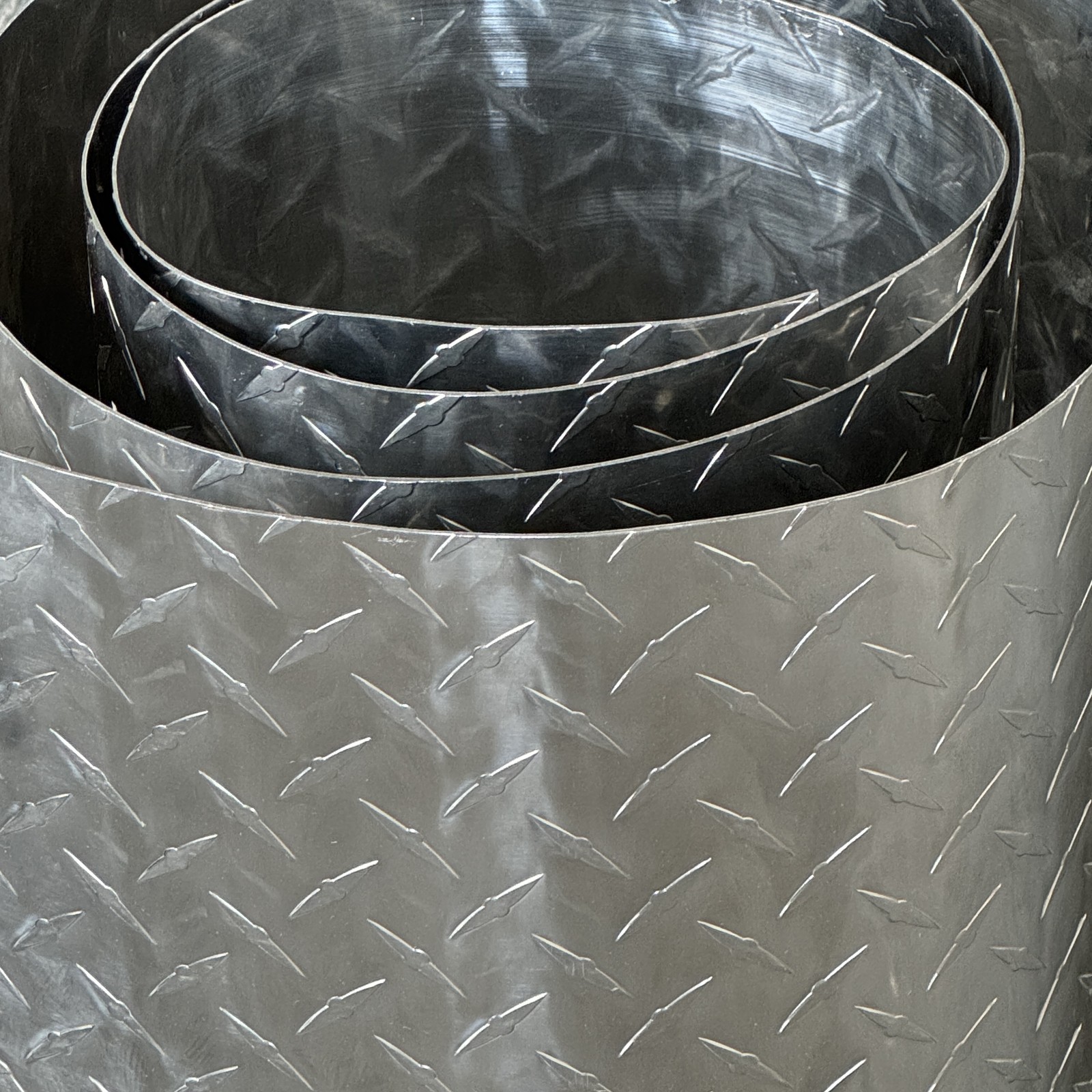 48″x 96″x .04″ (1/25″) Aluminum Diamond Plate Sheet For Trailer, RV, Garages