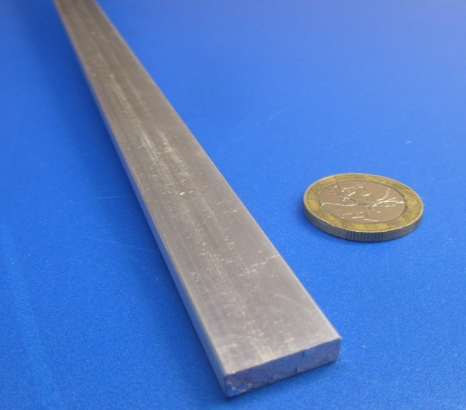 6061 T651 Aluminum Bar, 3/16″ (.187″) Thick x 5/8″ Wide x 36″ Long, 2 Pcs, 6 Ft