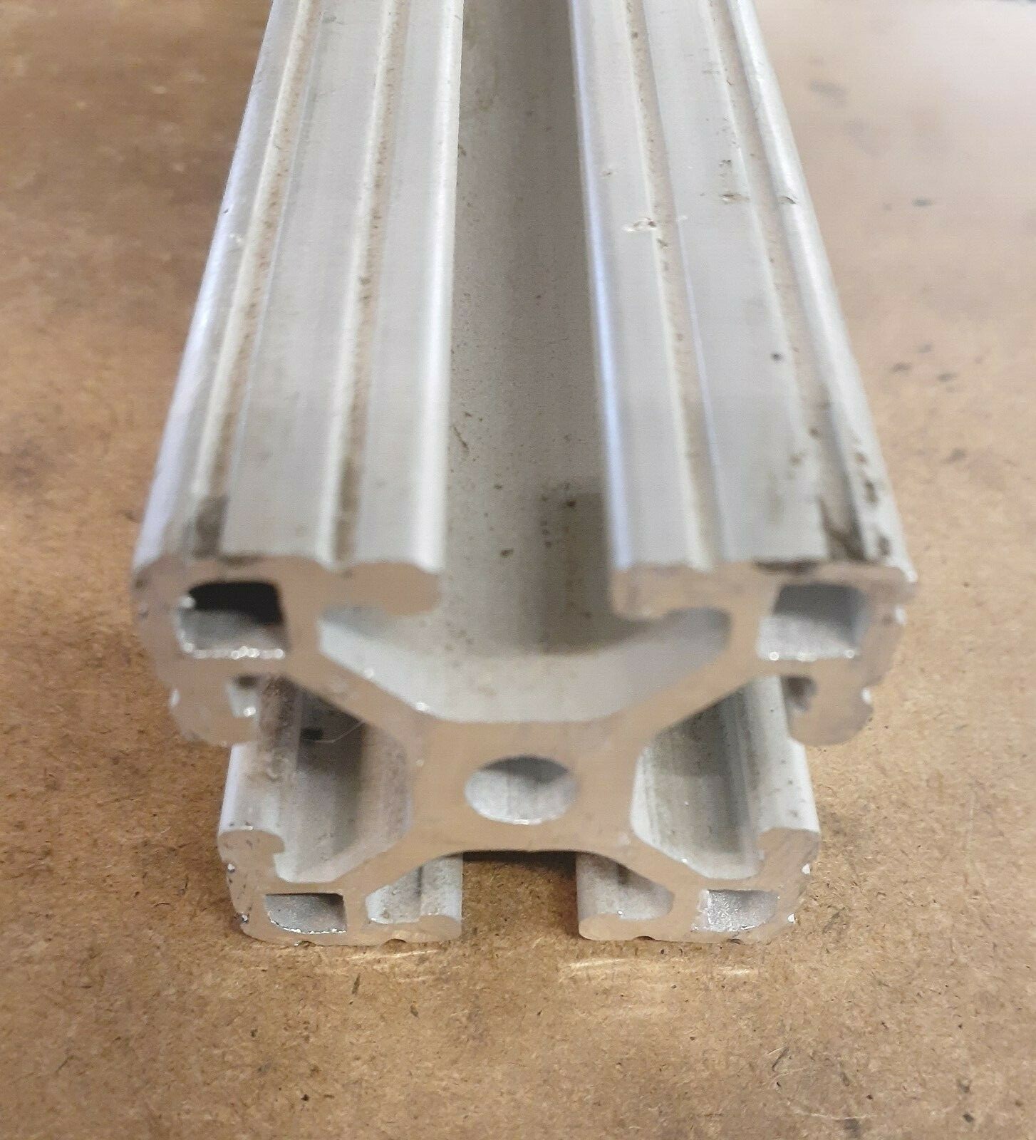 80/20 T-SLOT ALUMINUM EXTRUSION 1515-LITE, 1.5″ X 1.5″, 4-OPEN SLOTS, 20-1/8″ L