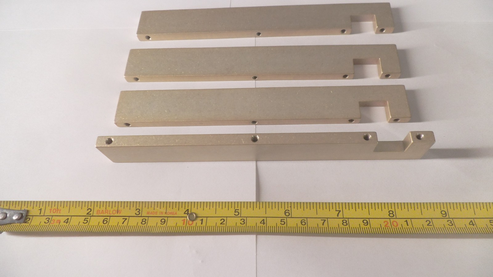 Lot of 4 pcs Aluminum bar stock yellow chromate plated, 6-3/4″ x 7/8″ x 1/4″