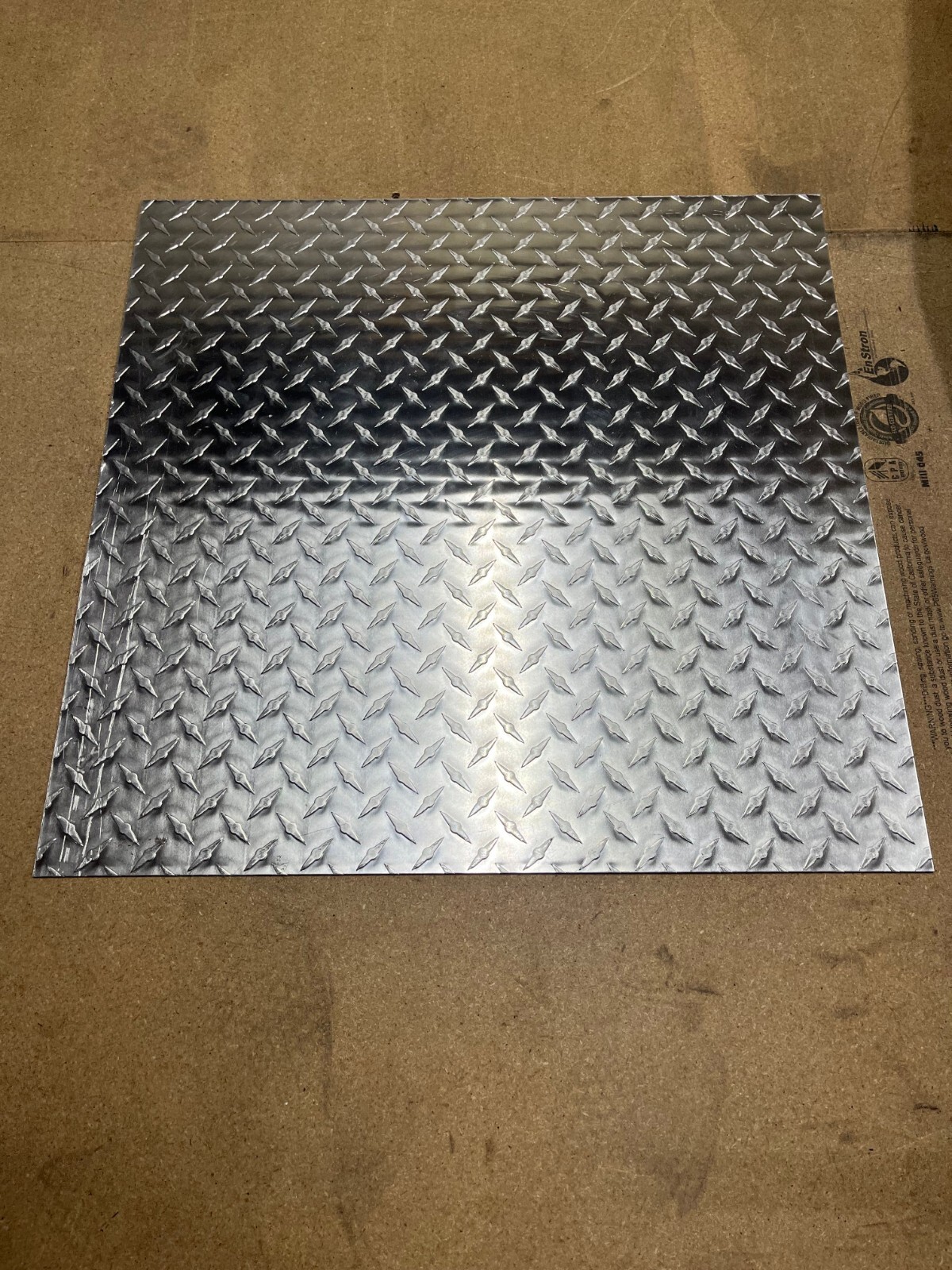 diamond plate aluminum