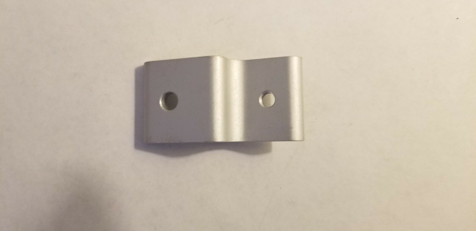 80/20 2434 15 Series & Ready Tube Single Arm Narrow Panel Retainer