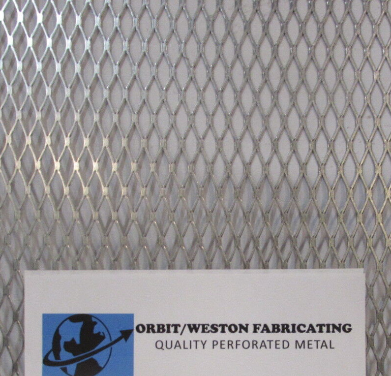 1/2 X #16 304 STAINLESS STEEL FLATTENED EXPANDED METAL—–24″ X 24″