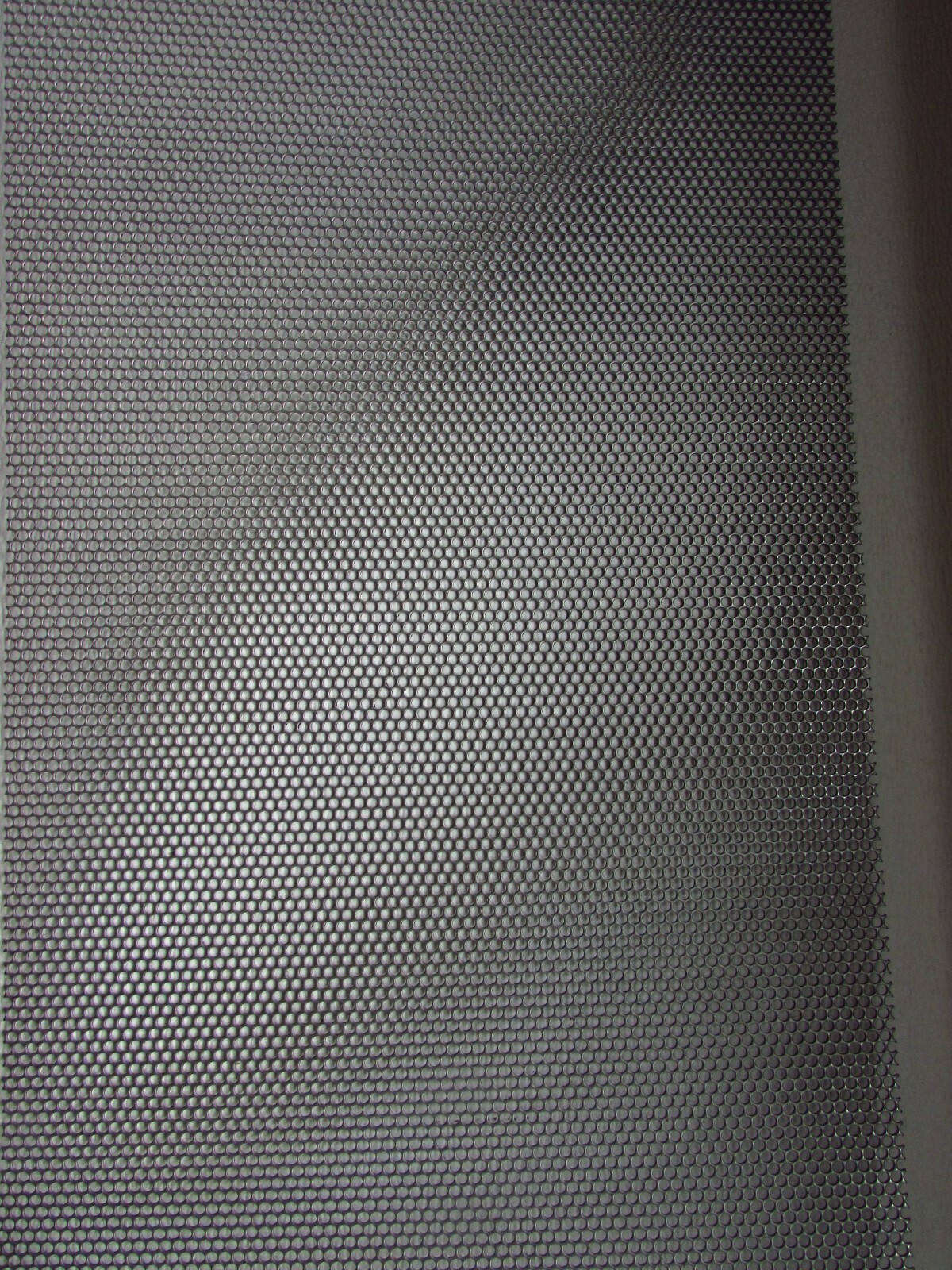 ==-5/32″ ROUND HOLES–18 GAUGE 304 STAINLESS PERFORATED SHEET–12″ x 14″==