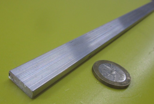 6061 T651 Aluminum Bar, 3/16″ (.187″) Thick x 5/8″ Wide x 36″ Long, 2 Pcs, 6 Ft