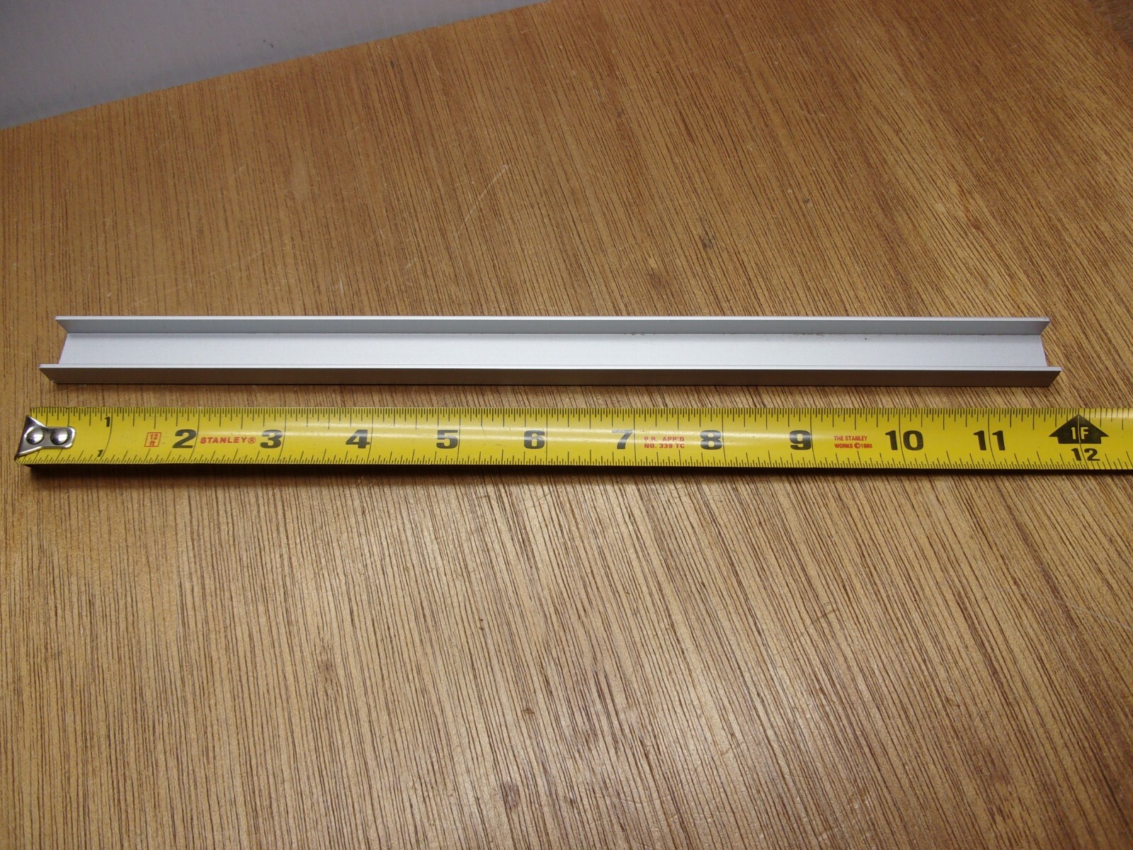 3/4″ Base X 3/8″ Leg X 12” Long 1/16″ Wall 6063 Anodized Aluminum U-Channel