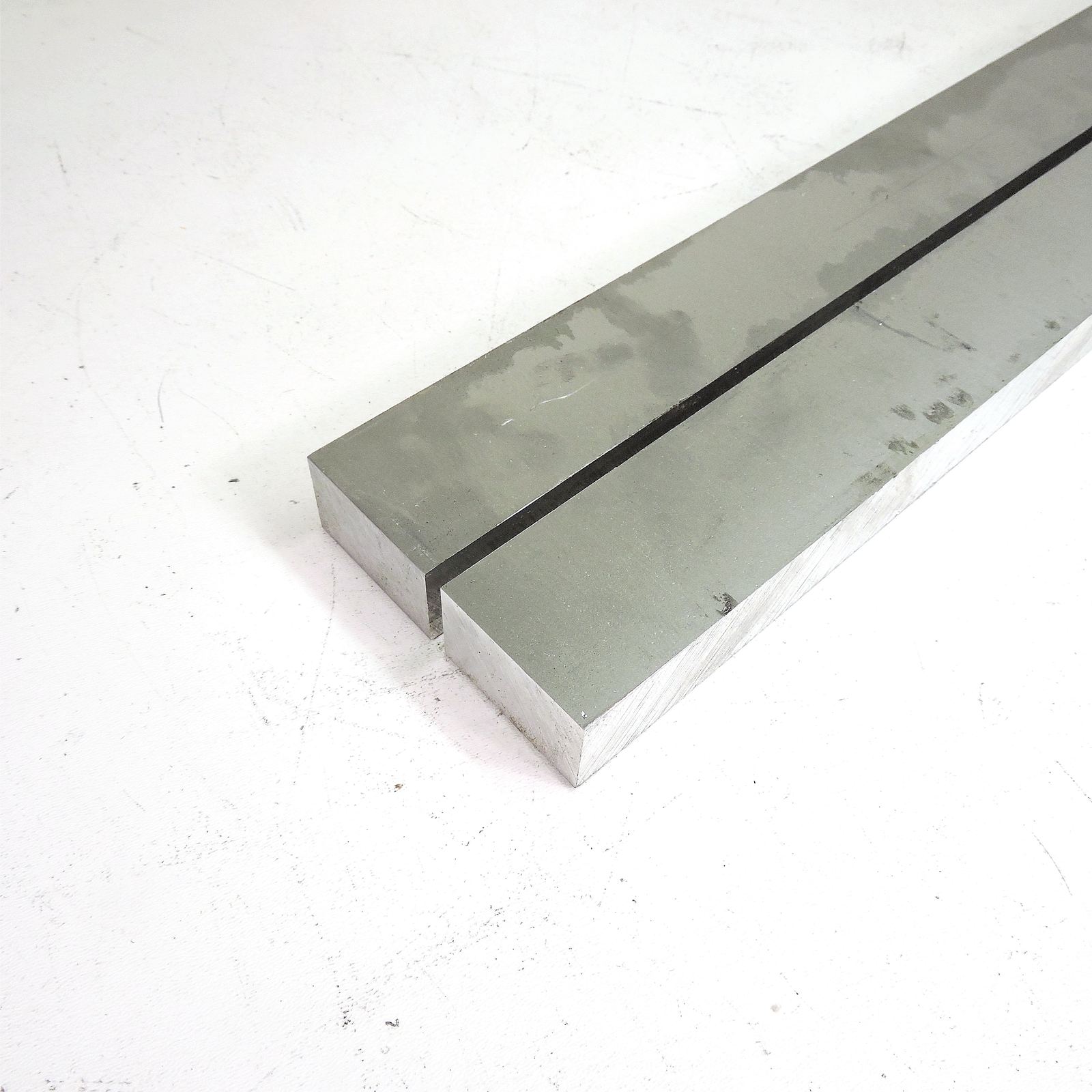 1.125″ thick 1 1/8 Aluminum 6061 PLATE 1.75″ x 20″ Long QTY 2 sku 335099*