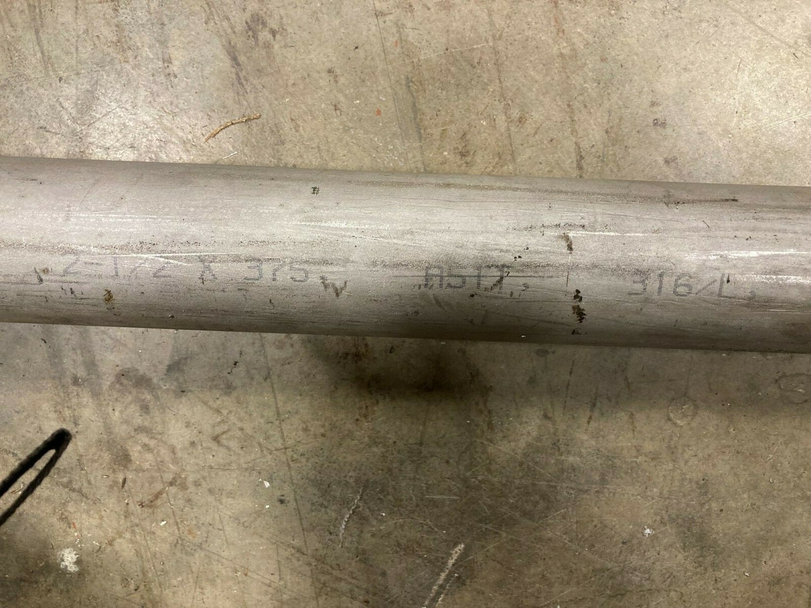 1 pc 2-1/2″ OD x .375″ W x 10″ long seamless stainless tubing 316