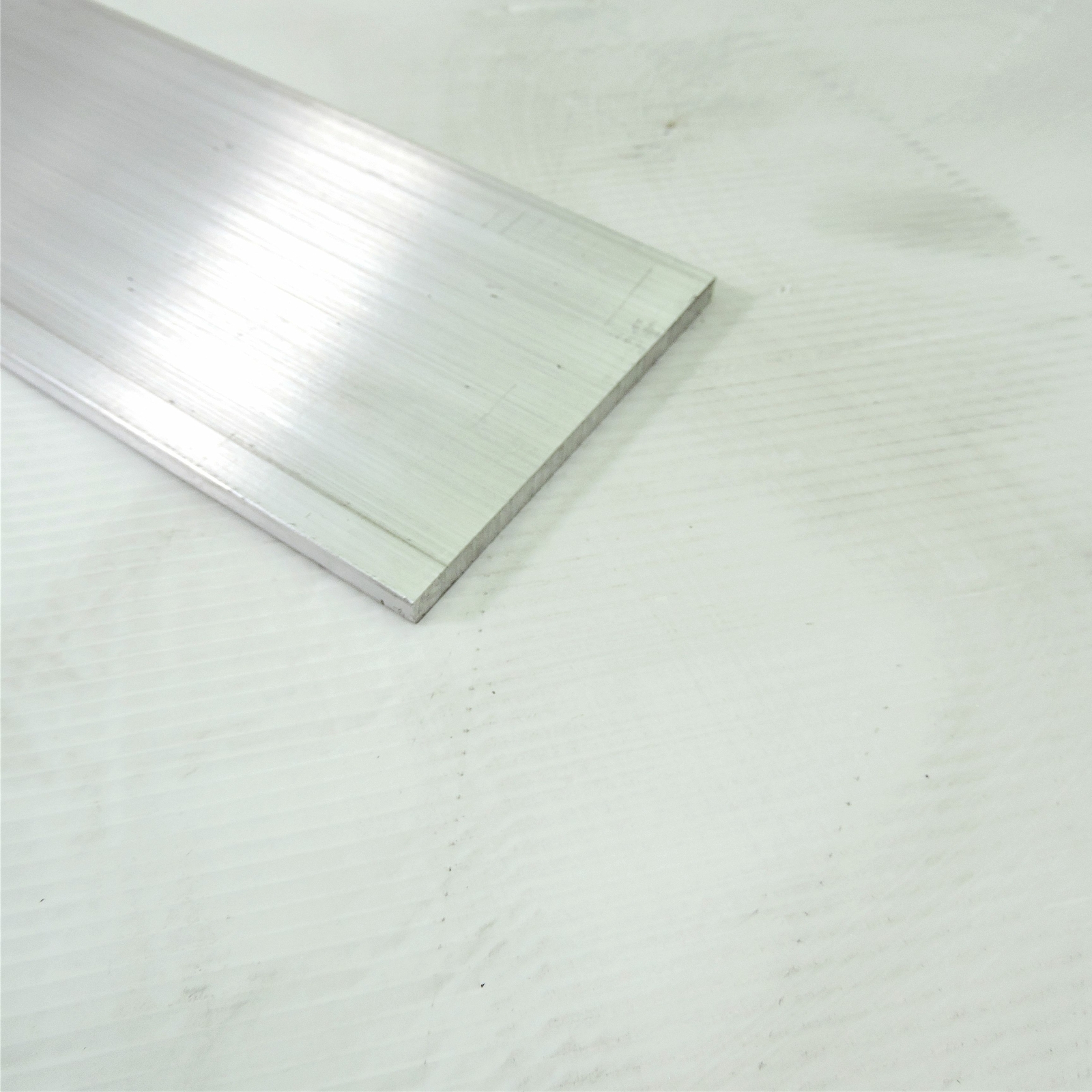 .375″ x 4″ Aluminum 6061 FLAT BAR 18.375″ Long new mill stock QTY 3 sku K624