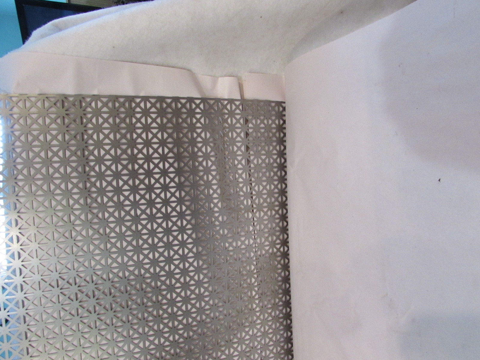 ===QUALITY PERFORATED DECORATIVE METAL—GRECIAN PATTERN 9-7/8″ x 24″===