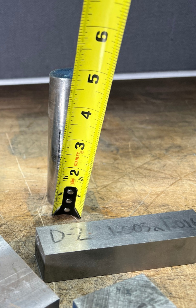 D2 air hardening Tool steel lot flat bar round – 25.3 lbs. tool shop cut offs