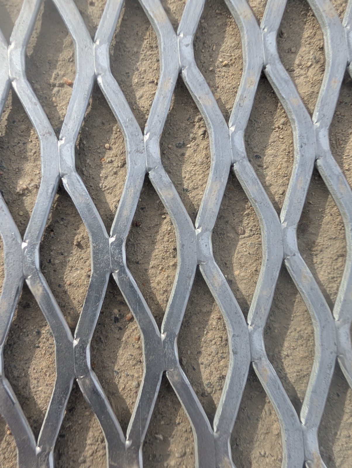 Aluminum Expanded 3/4″ x .125″ Thickness 18″X 48″Flat