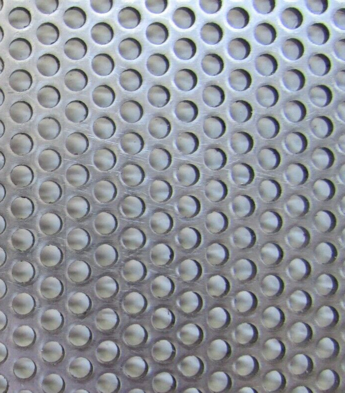 1/8″ ROUND HOLES 18 GA. 304 STAINLESS STEEL PERFORATED SHEET— 4-1/2″ X 7″