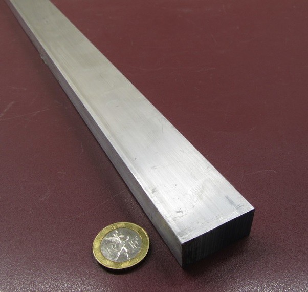 2024 T351 Aluminum Bar, 5/8″ (.625″) Thick x 1 1/4″ Wide x 24″ Long