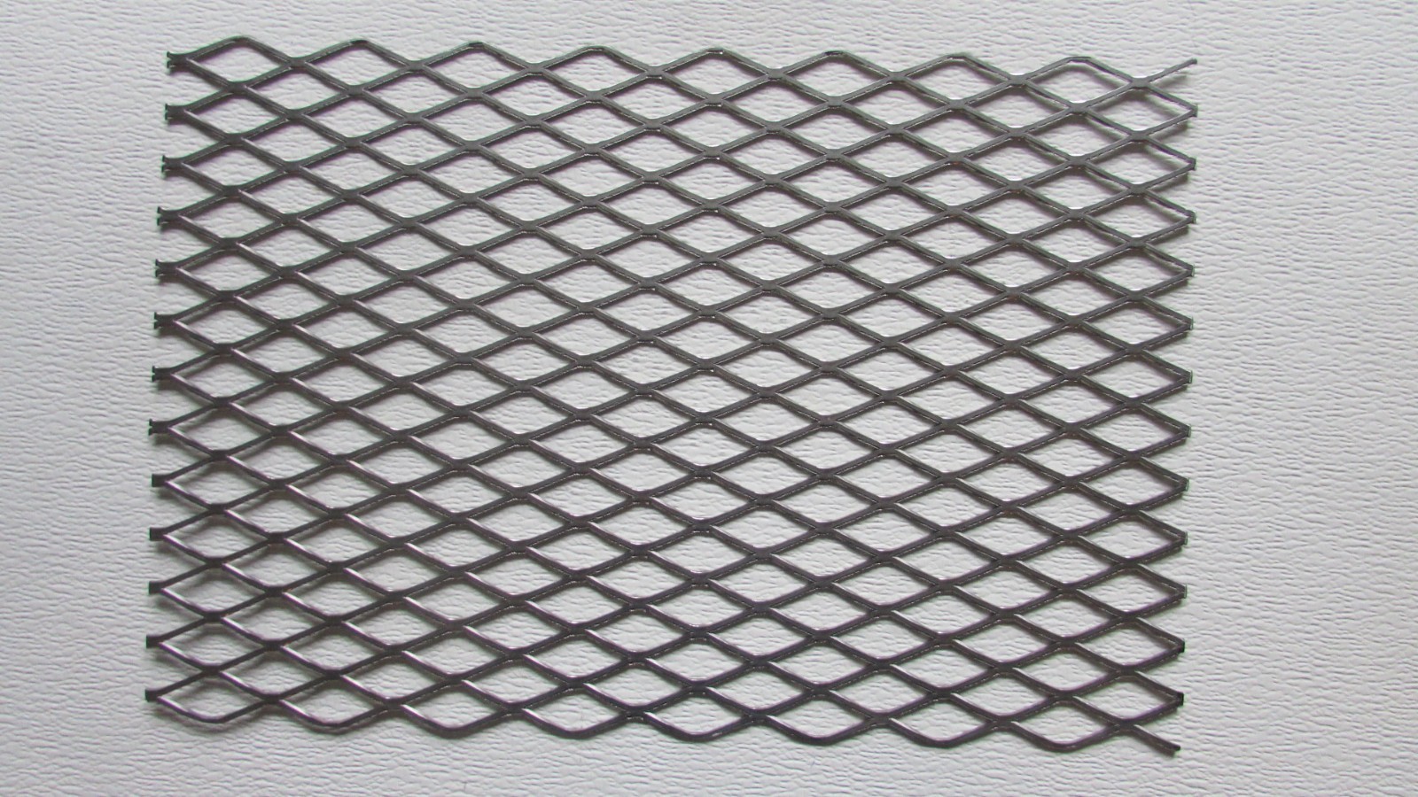 3/4#13- 304 STAINLESS STEEL FLATTENED EXPANDED METAL– 12″ X 18″