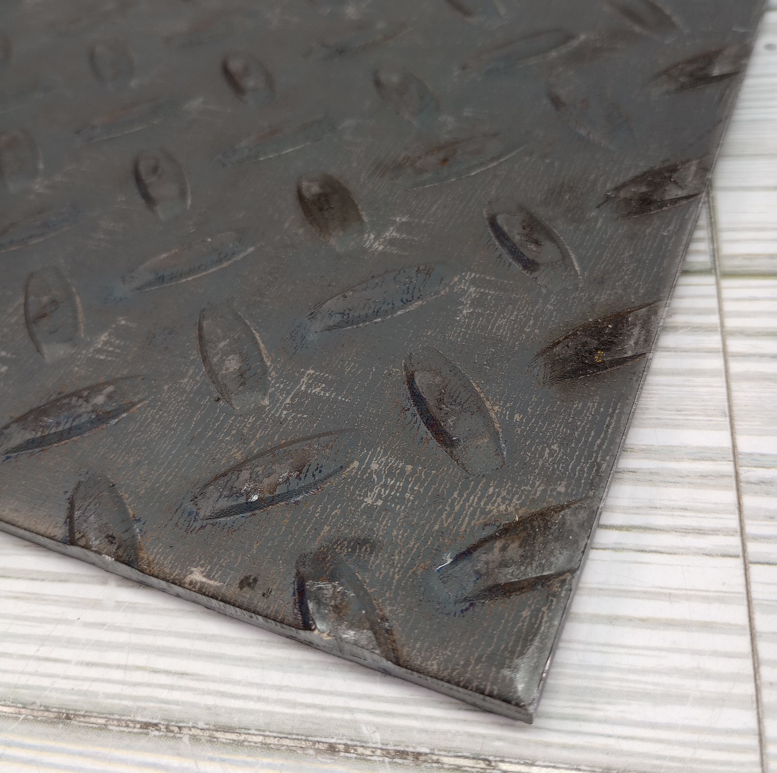 12″ x 48″ Diamond Plate Steel 3/16″ Thick (.188 in) – Treadplate, Floor Plate