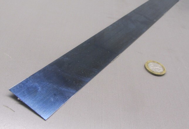 1095 Hard Blue Tempered Spring Steel Shim .062″ Thick x 1.50″ Width x 300″ Long