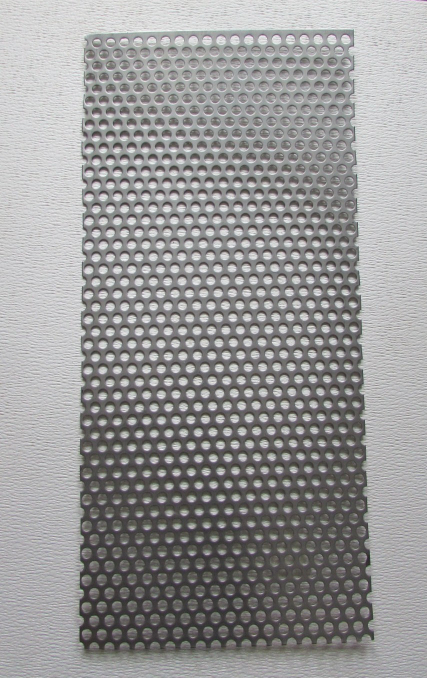 3/8″ HOLE 16 GAUGE 304 STAINLESS STEEL PERFORATED SHEET–12″ x 23-3/4″