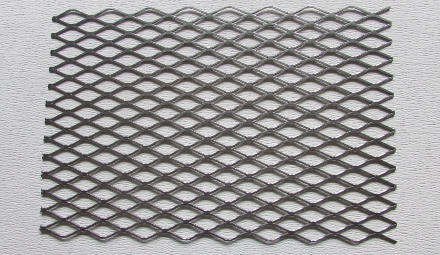 3/4#13- 304 STAINLESS STEEL FLATTENED EXPANDED METAL– 12″ X 18″
