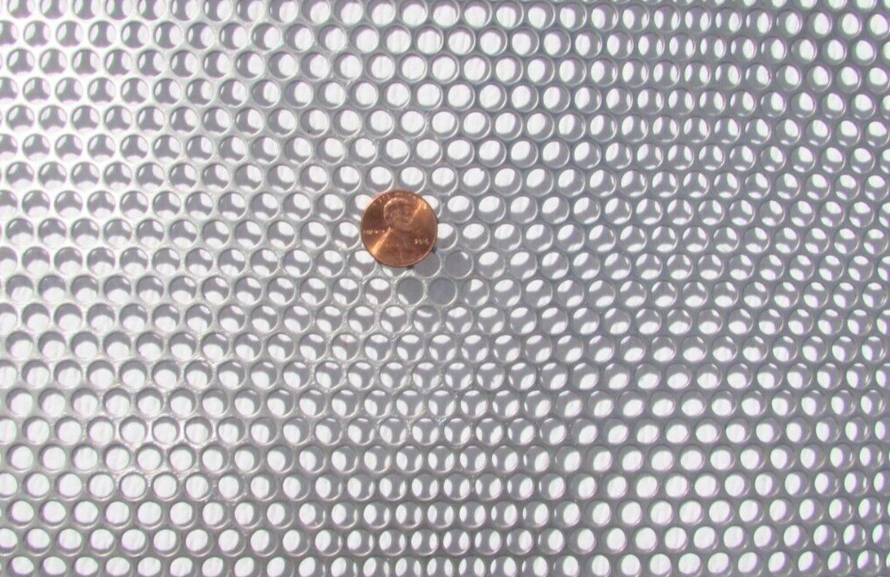 1/4″ HOLES 16 GAUGE 304 STAINLESS STEEL PERFORATED SHEET–10-3/4″ X 24″