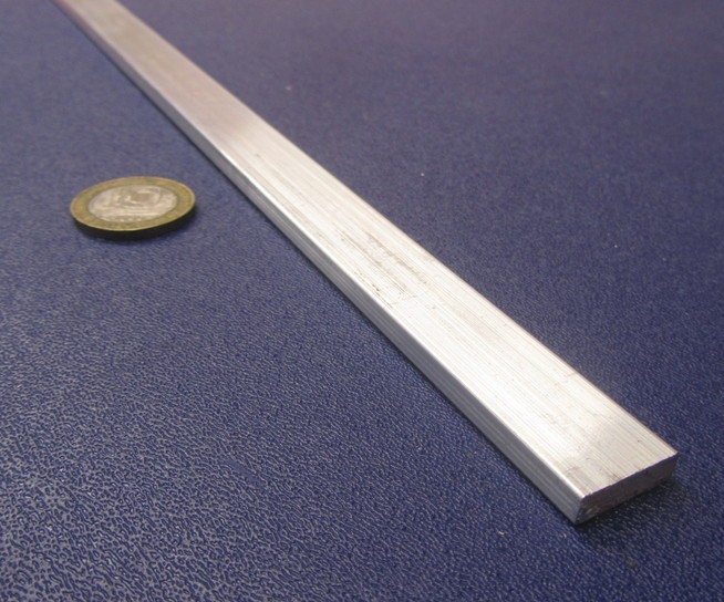6061 T651 Aluminum Bar, 3/16″ (.187″) Thick x 5/8″ Wide x 36″ Long, 2 Pcs, 6 Ft