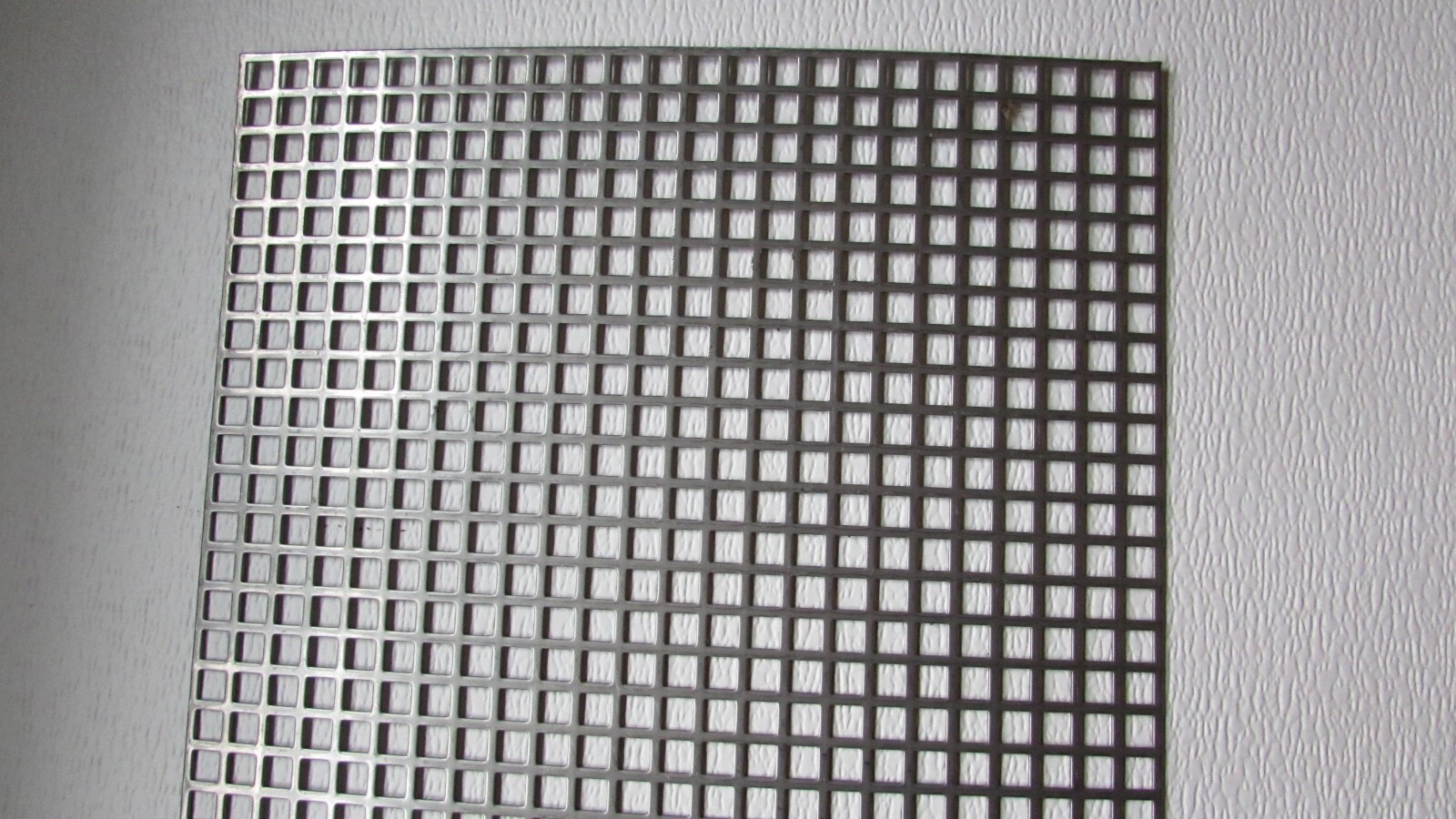 3/8″ SQUARE HOLE PERFORATED CARBON STEEL METAL 16 GA.- —-12″ X 12″