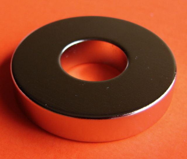 1 pc 1.25 OD x 1/2 ID x 1/4 Rare Earth Neodymium Ring Magnet Grade N42