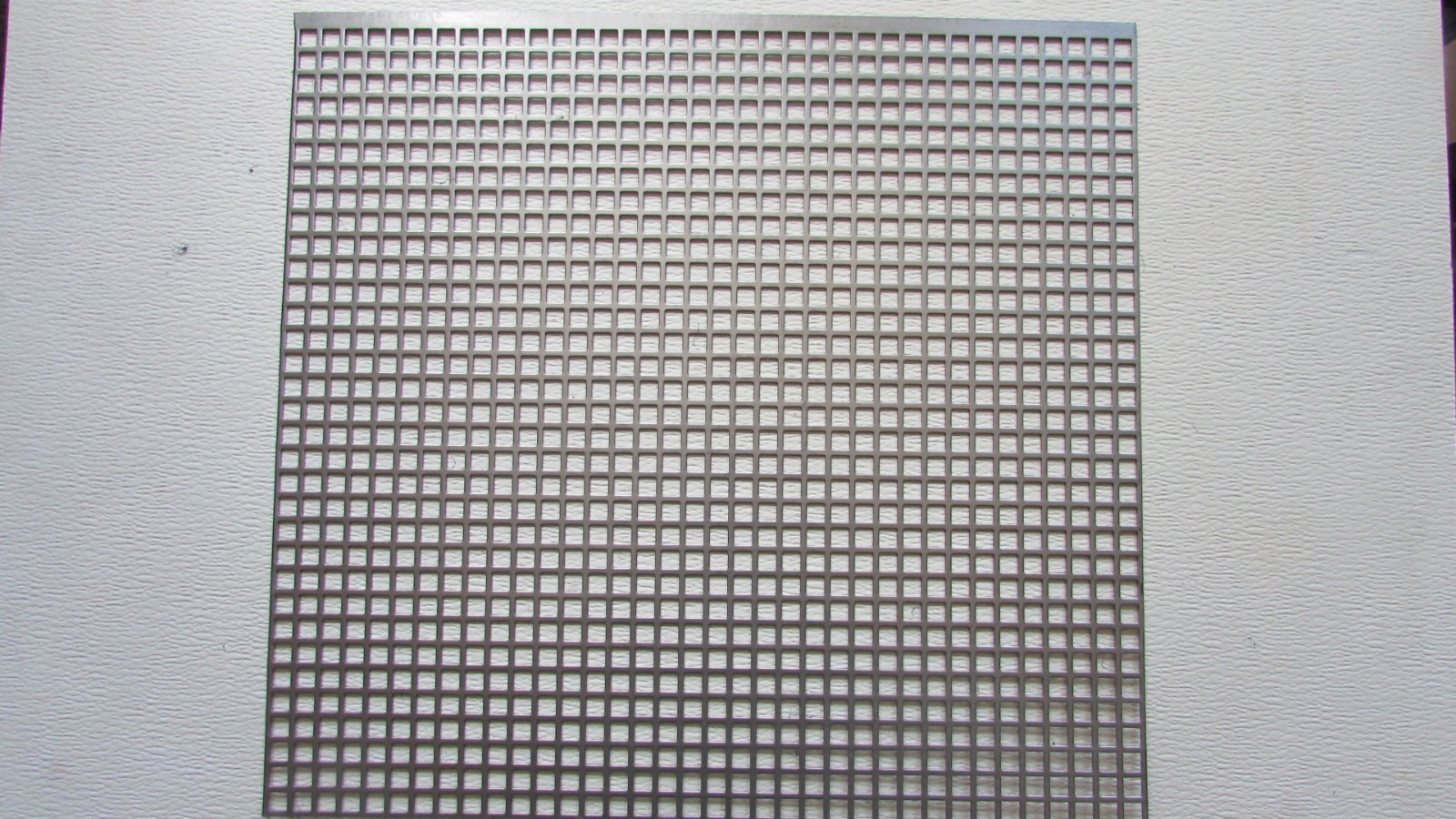 3/8 SQUARE PERFORATED METAL 16 GAUGE–PLAIN STEEL– 16-3/4″ X 18″