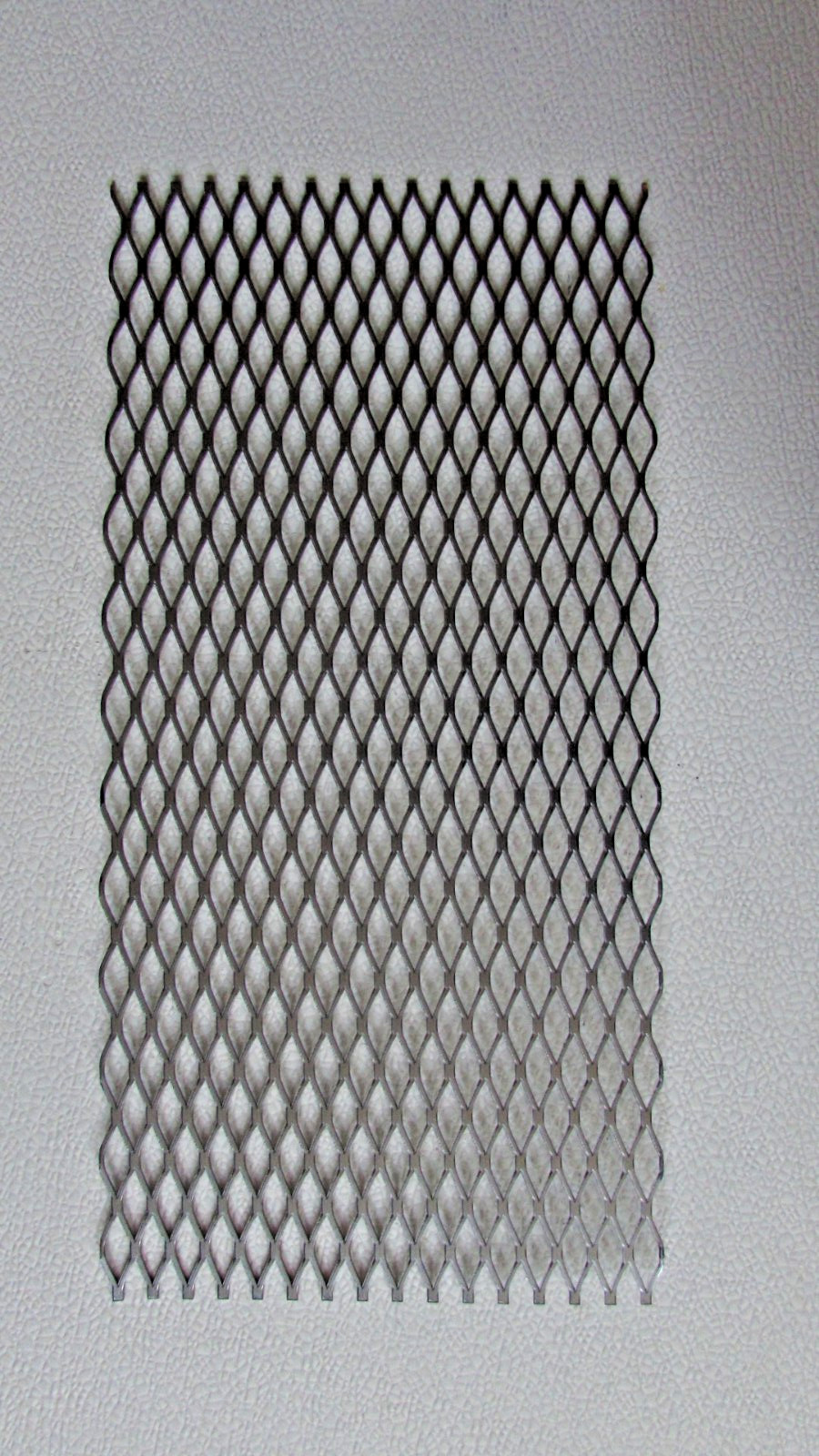 1/2″–#16. 304 STAINLESS STEEL FLATTENED EXPANDED METAL– 7-3/4″ x 16″