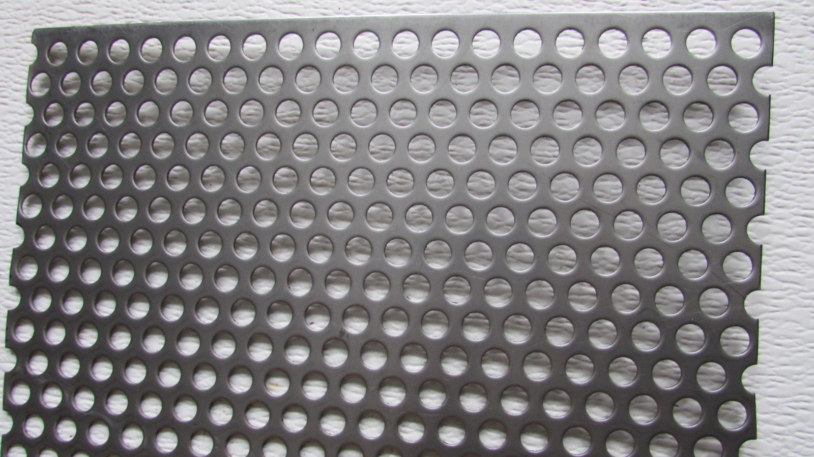 3/8″ HOLE 16 GAUGE 304 STAINLESS STEEL PERFORATED SHEET–11-1/2″ x 24″