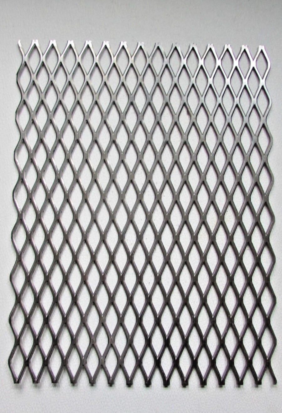 3/4#9 304 STAINLESS STEEL FLATTENED EXPANDED METAL–12″ X 18″
