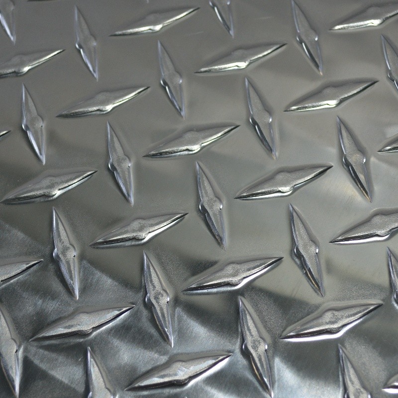 10.63×10.63 Inch Silver 5 Bar Tread Plate Industrial Grade Aluminum Panel