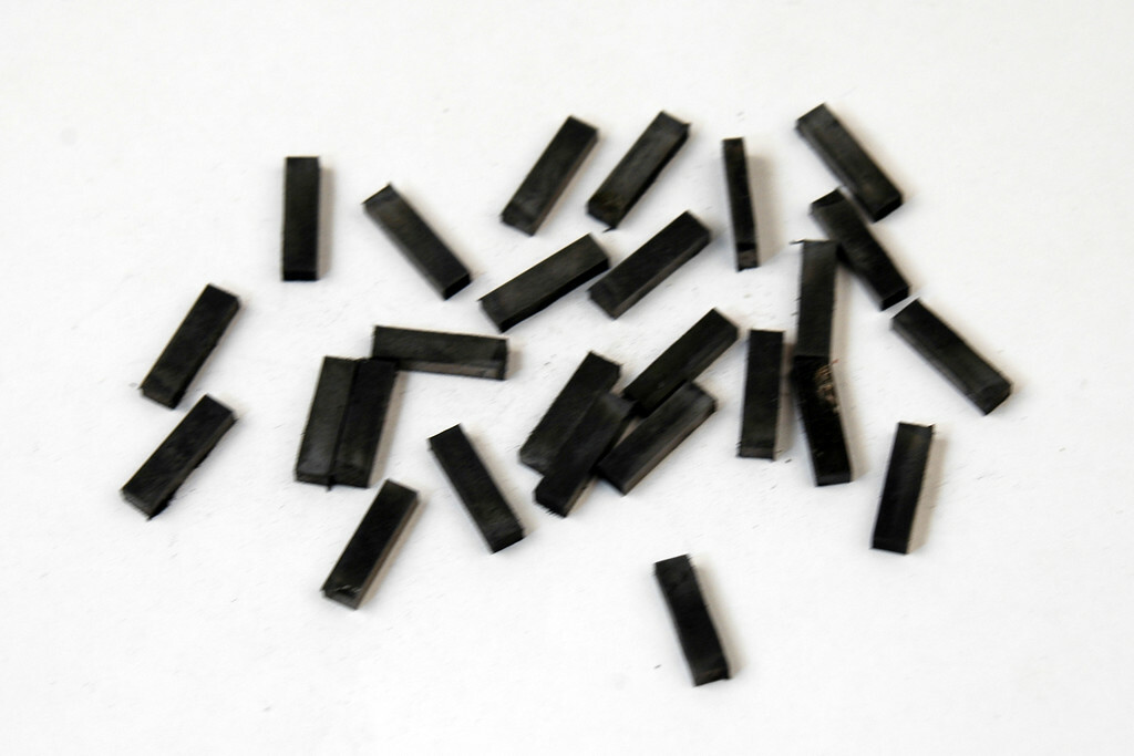 .110 X .178 X .680 SOLID CARBIDE BLANKS GRADEC2(LOT OF 25PC) (E-1-8-3-3-R)