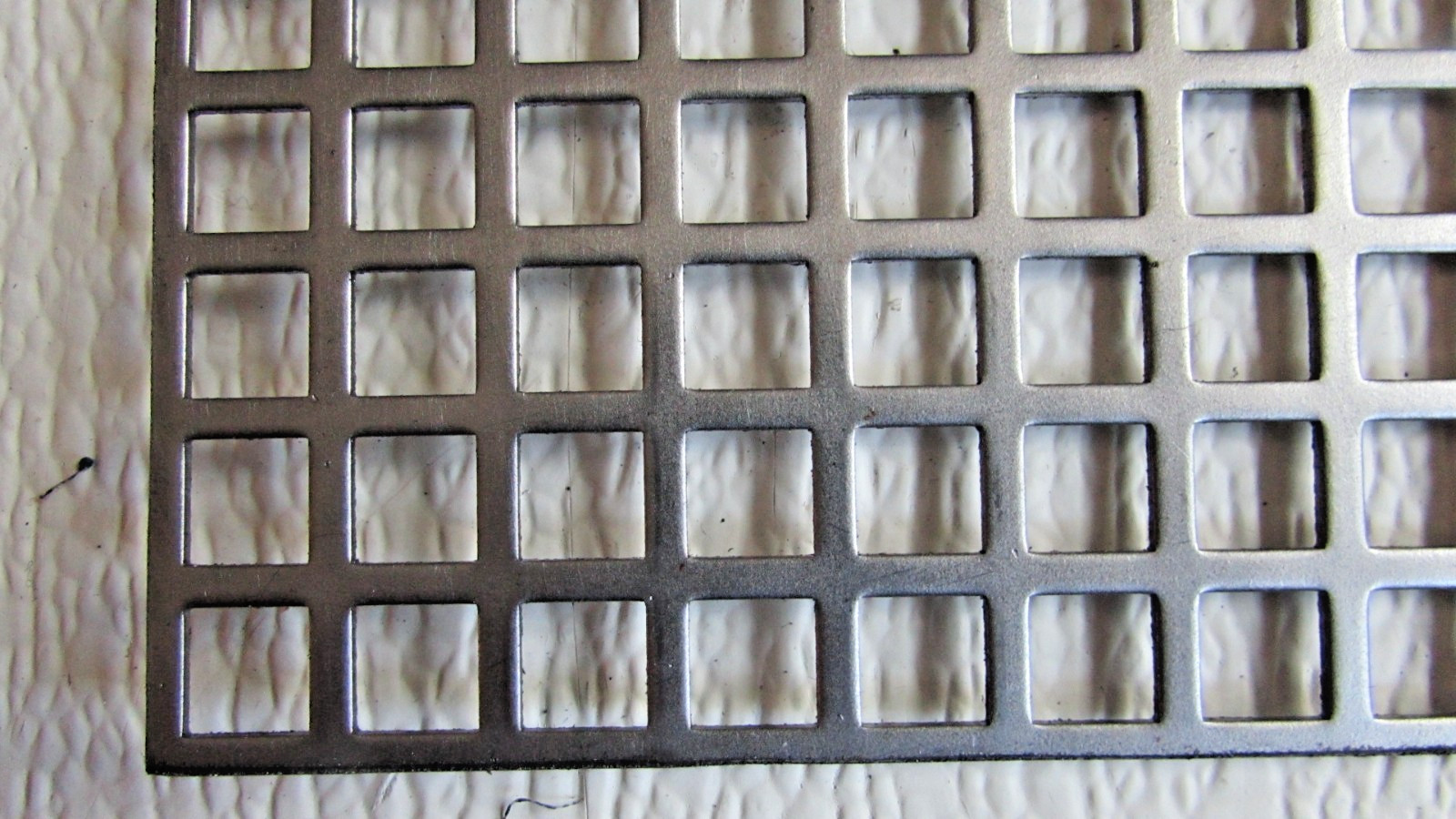 3/8 SQUARE PERFORATED METAL 16 GAUGE–PLAIN STEEL– 16-3/4″ X 18″