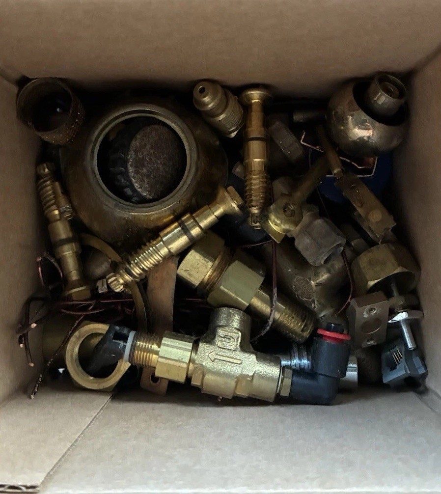 10 lbs of Scrap Dirty Brass Small Parts • Crafting Casting Smelting 1