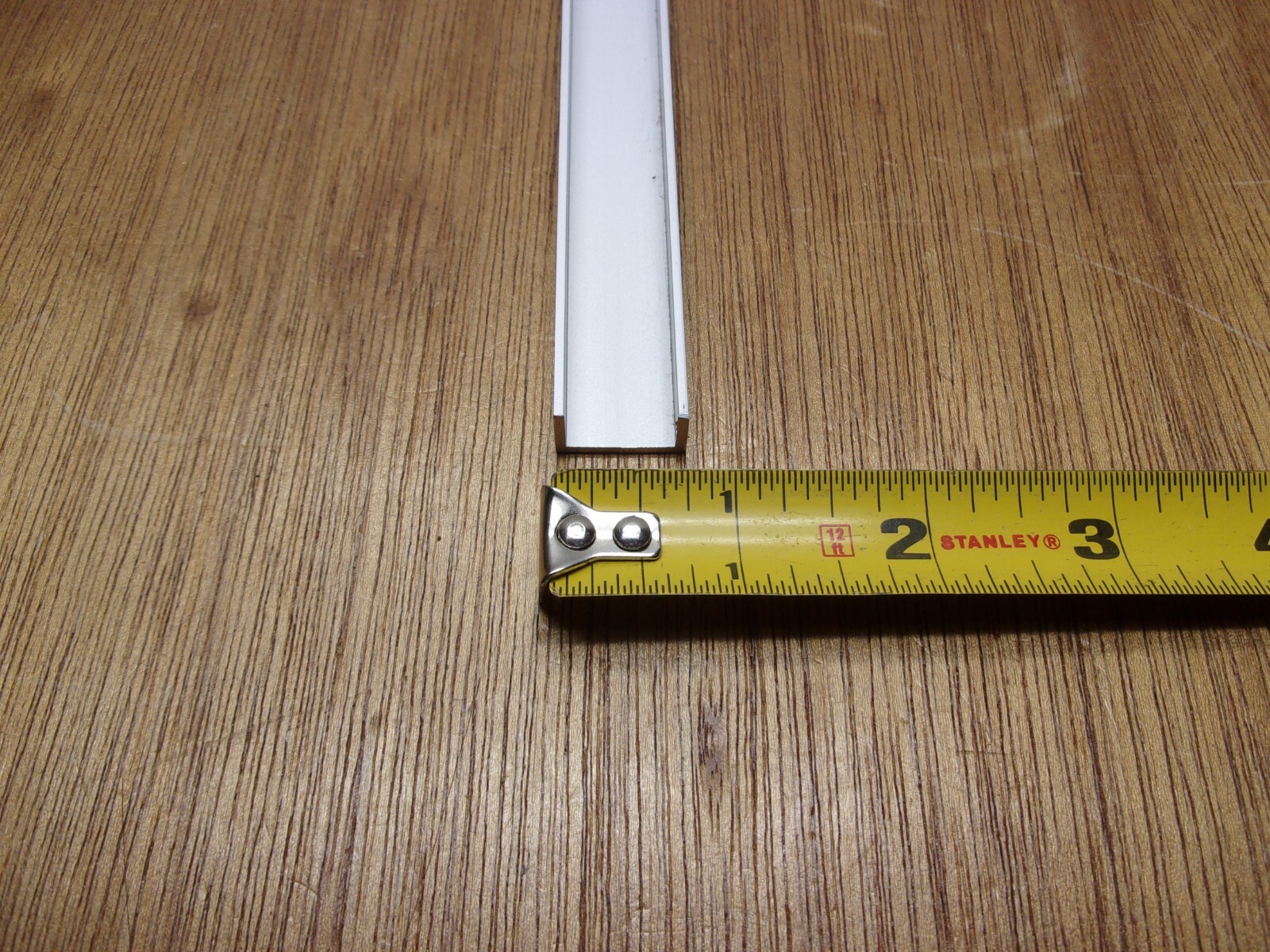 3/4″ Base X 3/8″ Leg X 12” Long 1/16″ Wall 6063 Anodized Aluminum U-Channel