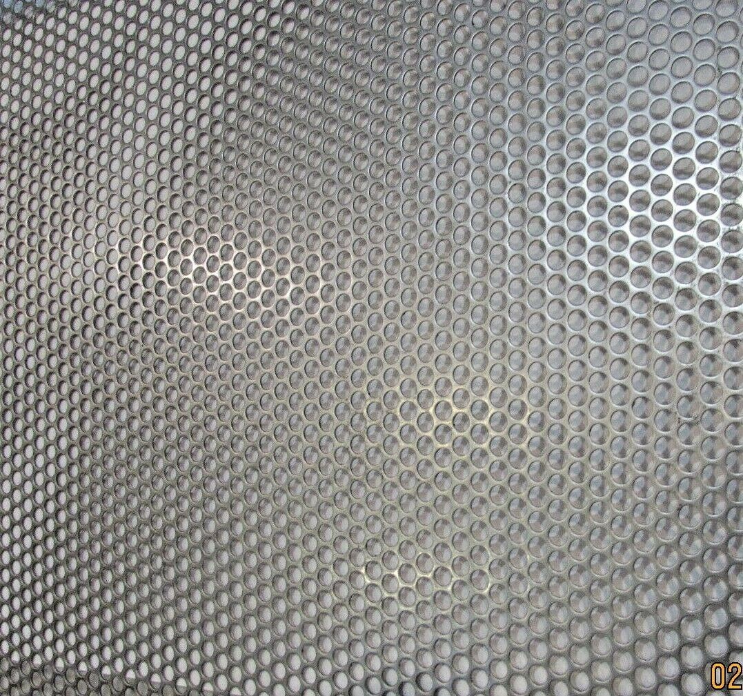 ==1/4″ HOLES 16 GAUGE 304 STAINLESS STEEL PERFORATED SHEET– 11-1/2″ X 12″==
