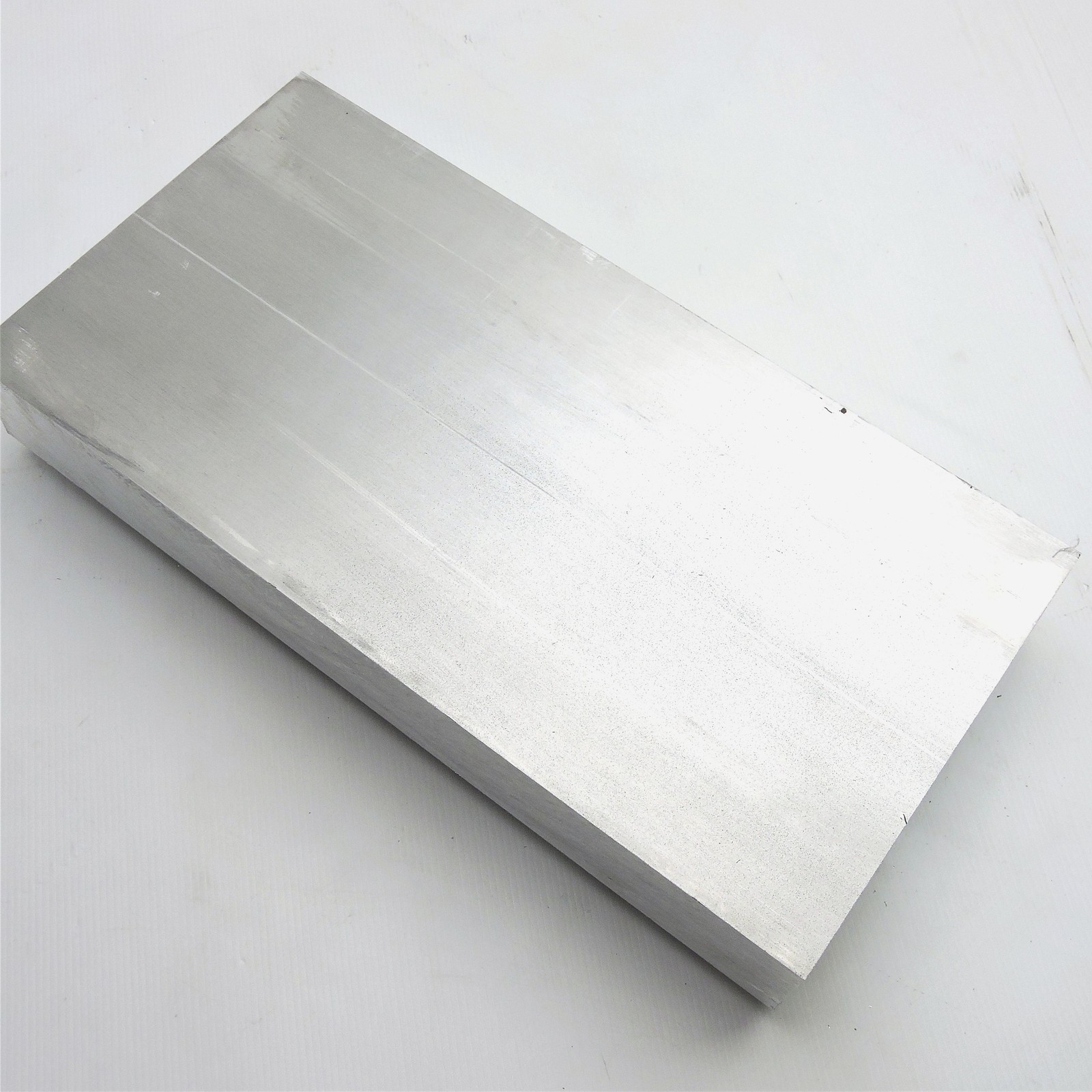 2.5″ thick 2 1/2 Aluminum 6061 PLATE 5.75″ x 13.5″ Long sku 340443