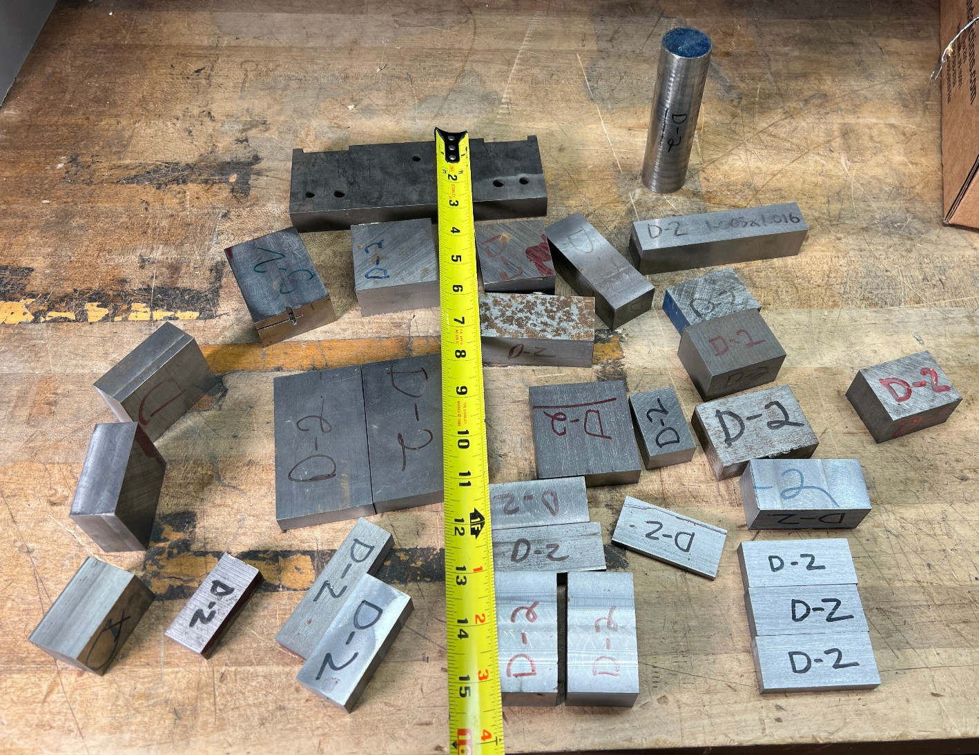D2 air hardening Tool steel lot flat bar round – 25.3 lbs. tool shop cut offs