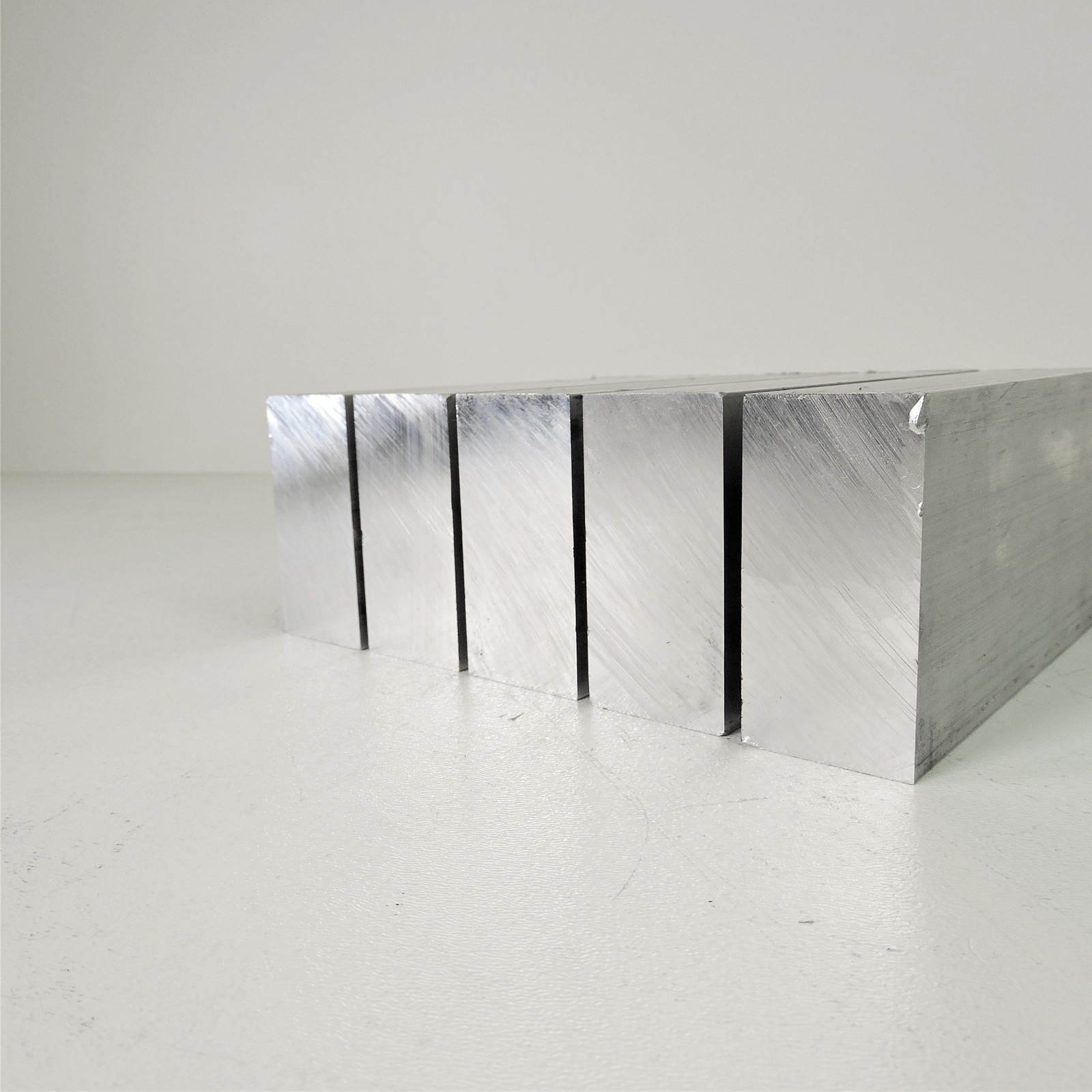 1.25″ x 2″ Aluminum 6061 FLAT BAR 5.875″ Long new mill stock QTY 5 sku L352