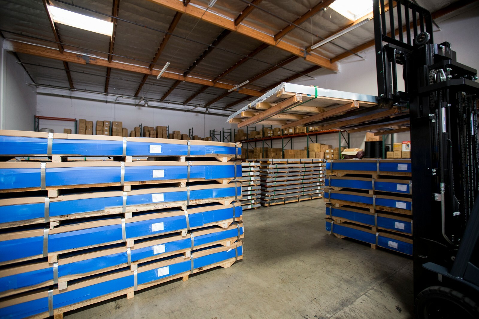 430 Stainless Steel Sheet 24GA – 48″ x 120″ (4ft x 10ft) #4 Brushed (4 PCS)