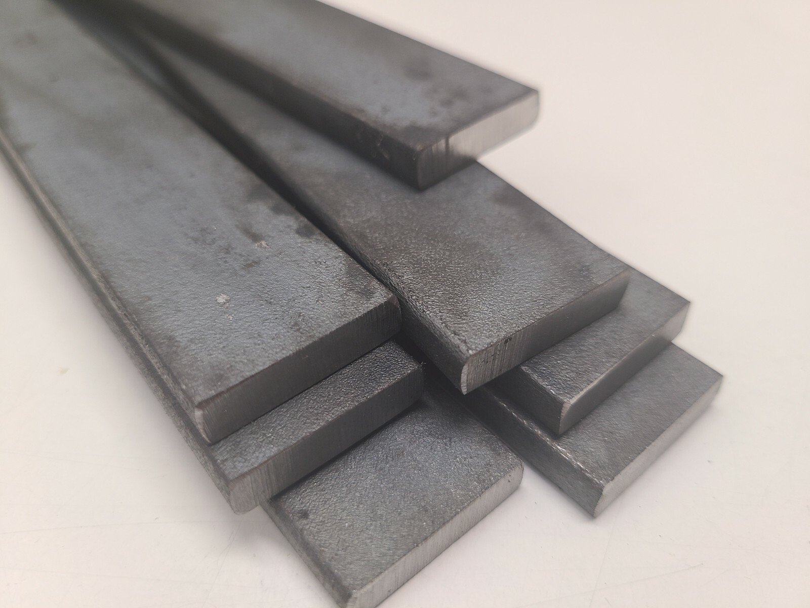 5160 Hot Rolled Alloy Spring Steel 1/4″ x 1″, 12″ long bar, Knife Making Stock