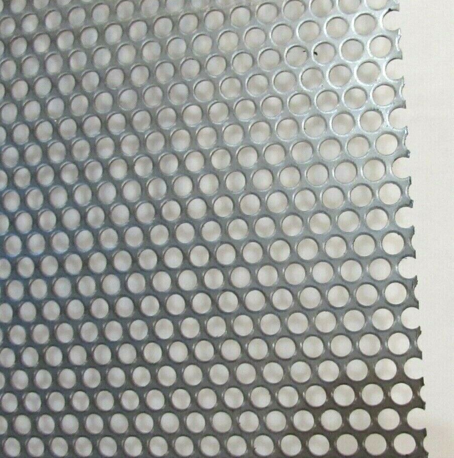 =3/16 HOLES=20 GA.-(.037)-304 STAINLESS PERFORATED 11-3/4″ X 23-1/2″===