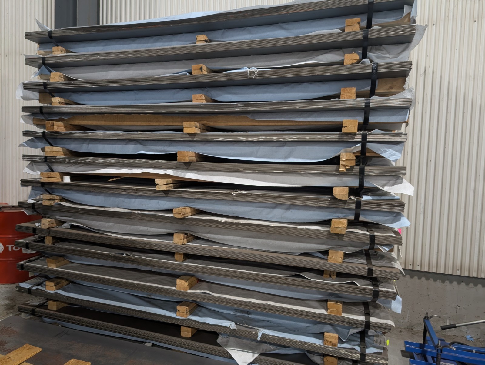 48″x120″ .179 Thick Sheet (7ga) sold by pallet count only, A1011 Grade DSB
