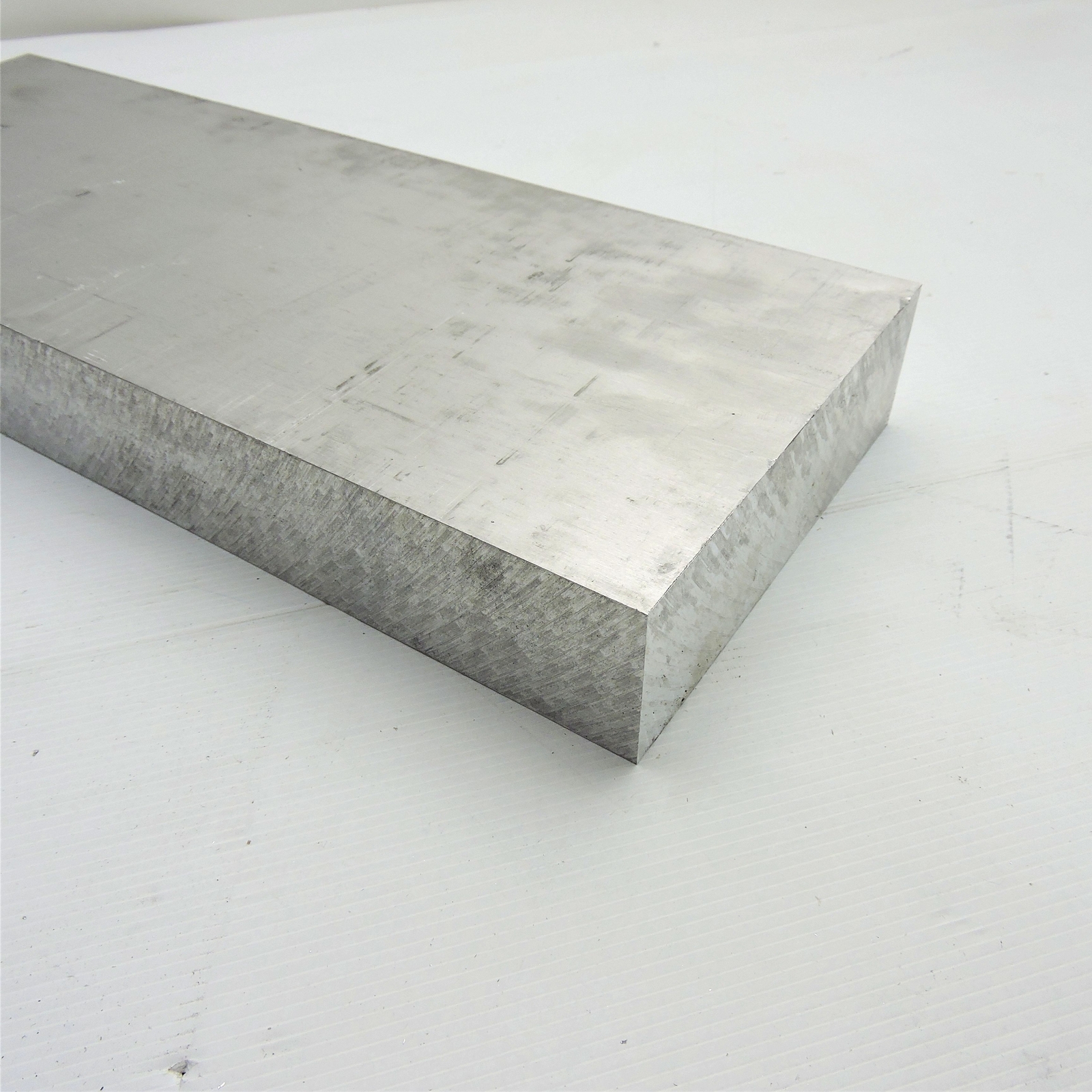 2.25″ thick 2 1/4 Aluminum 6061 PLATE 6.375″ x 28.625″ Long sku 186084*