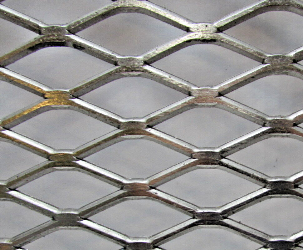 3/4#9 304 STAINLESS STEEL FLATTENED EXPANDED METAL–12″ X 18″