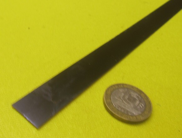 1095 Hard Blue Tempered Spring Steel Shim .016″ Thick x .625″ Wide x 300″ Long