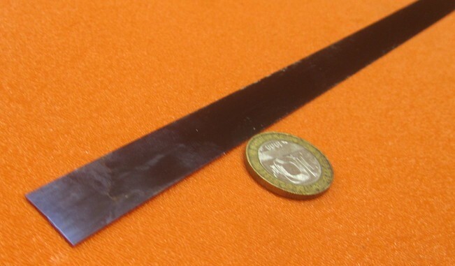 1095 Hard Blue Tempered Spring Steel Shim .016″ Thick x .625″ Wide x 300″ Long