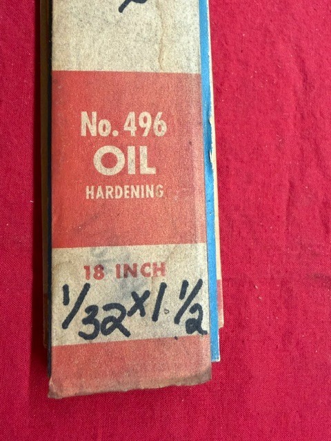 Starrett 1/32 x 1-1/2 x 18″ No. 496 Oil Hardening Ground Flat Stock – Rust – Old
