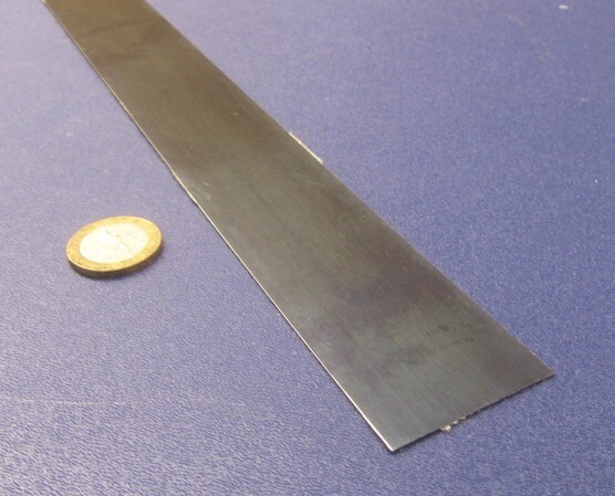 1095 Hard Blue Tempered Spring Steel Shim .062″ Thick x 1.50″ Width x 300″ Long